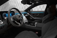 S 680 GUARD 2026 BLACK / BLACK