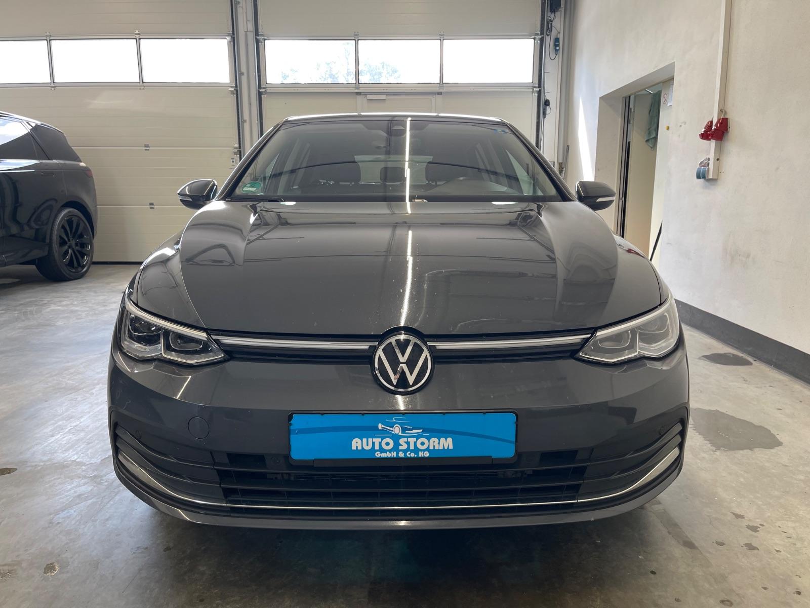 Volkswagen Golf VIII 2.0 TDI Style*LED*Memory*Kam*ACC*AHK +