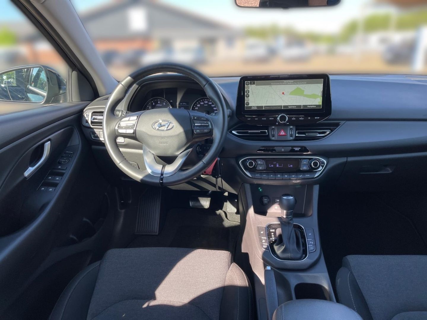 Fahrzeugabbildung Hyundai i30 1.5T (48V Mild-Hybrid) Trend Navigations-Pak