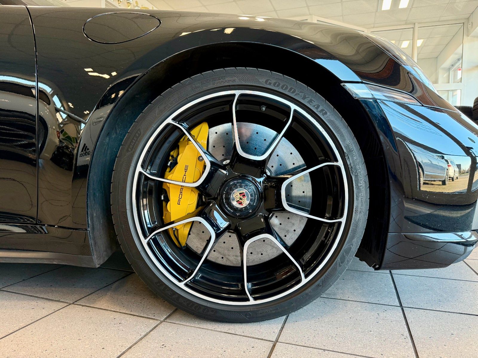 Fahrzeugabbildung Porsche 911 992 Turbo S Cabrio SportAbgas/Burmester/ACC
