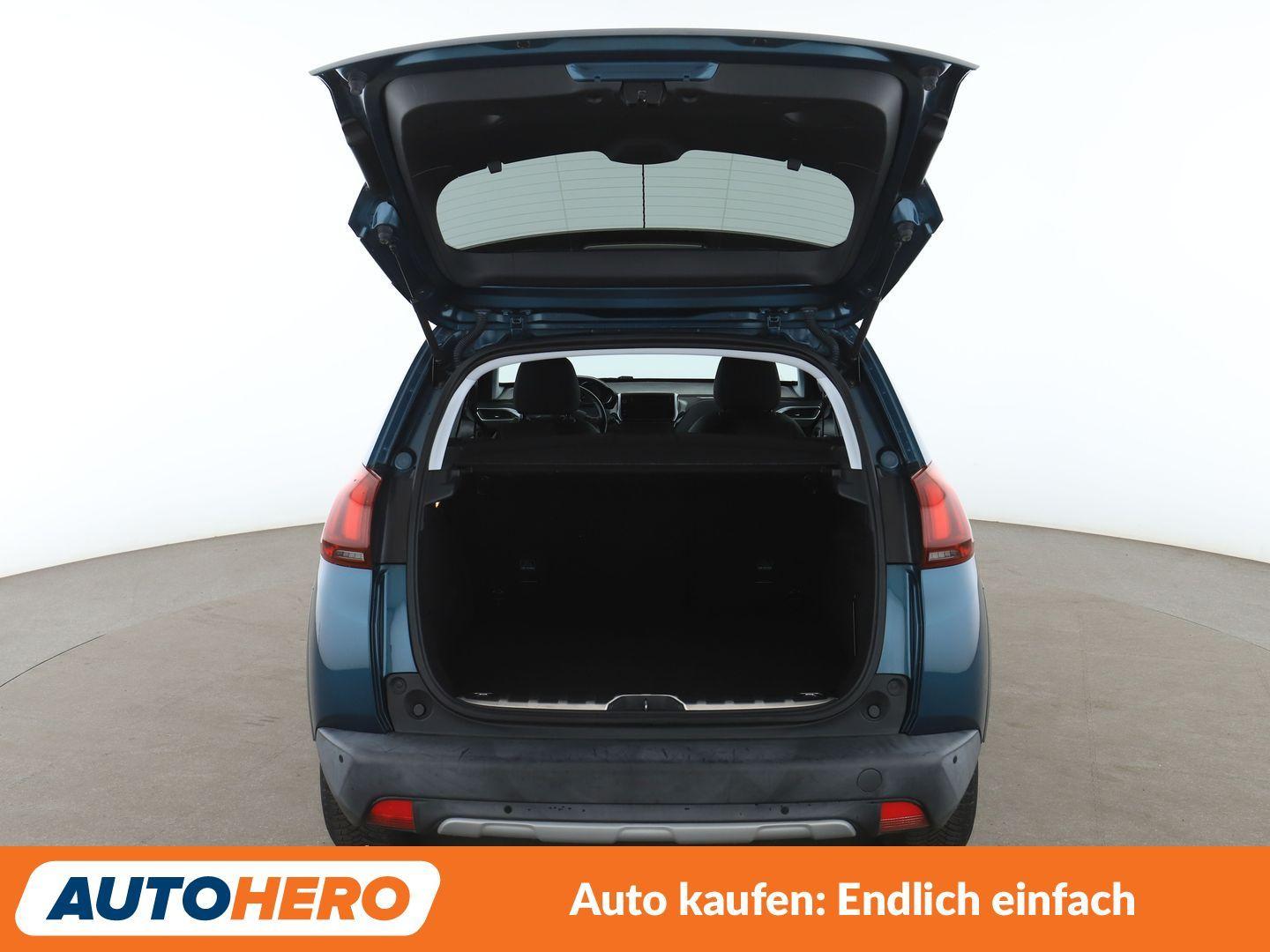 Peugeot 2008 1.2 PureTech Allure*NAVI*TEMPO*CAM*PDC*SHZ*