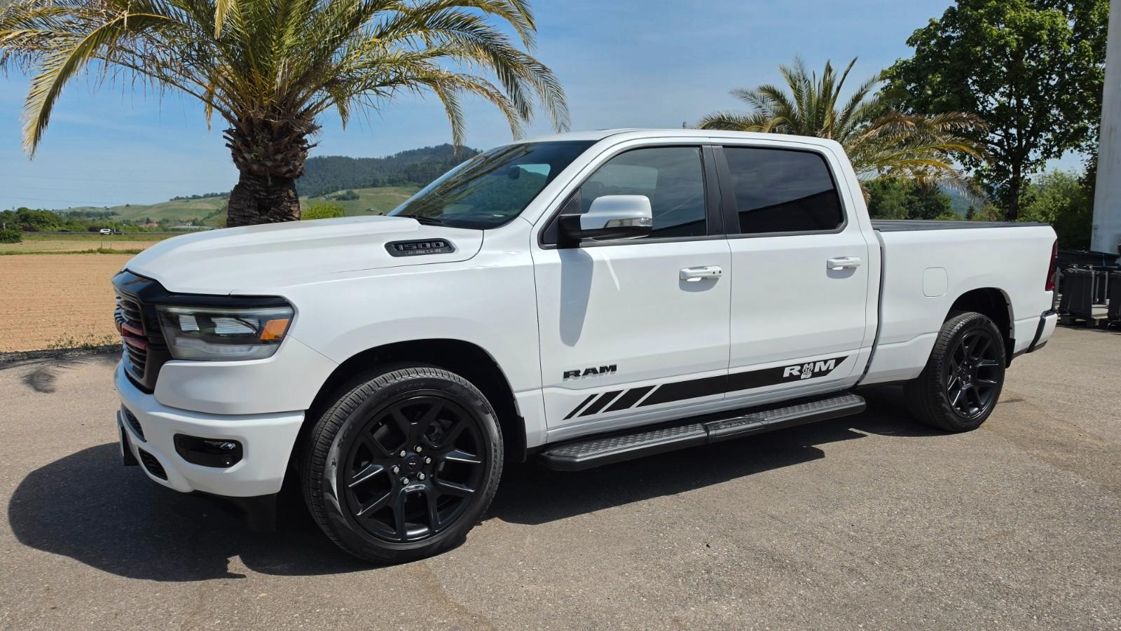 Dodge RAM 5.7 /AHK/CARPLAY/PANORAMA/