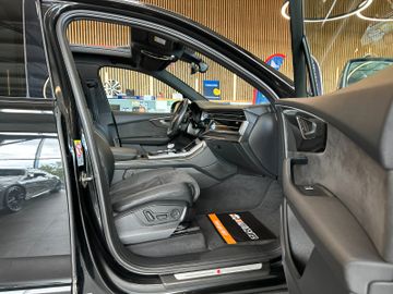 Audi SQ7*MATRIX*1.HAND*TÜV-NEU*AHK*PANO*ALCANTARA*