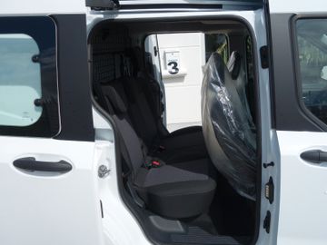 Bild 13 Ford Transit Courier Trend Klima SHZ PDC Kamera