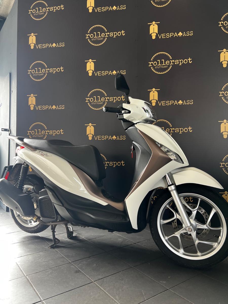 Piaggio Medley 125 Weiß Top Zust.15PS LED