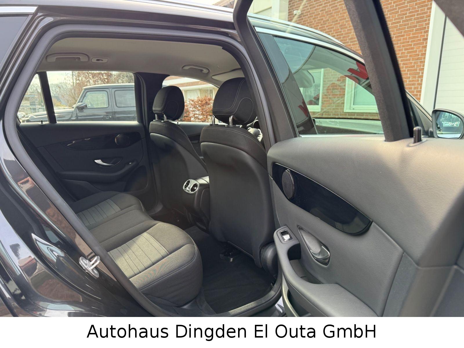 Mercedes-Benz GLC 300d Business 4Matic