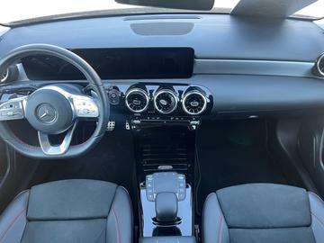 صورة 10 لـ 2020 Mercedes-BENZ A 220