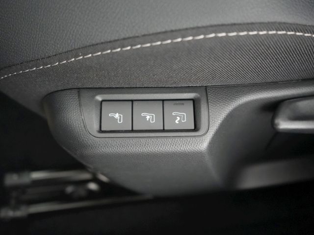 Corsa-e F ULTIMATE 50kWh AT+LED MATRIXLICHT+NAVI