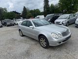 Mercedes-Benz E 320 ELEGANCE - Mercedes-Benz E 320: Elegance