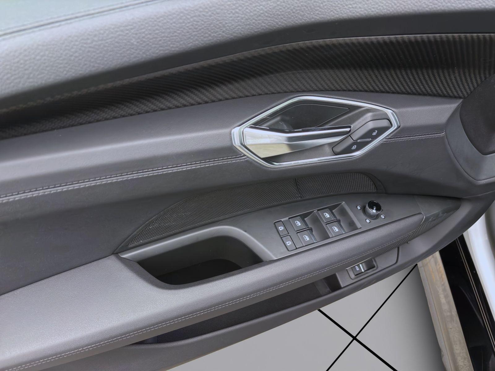 Audi e-tron GT Q PANO MATRIX NAVI B&O HuD SITZHZG