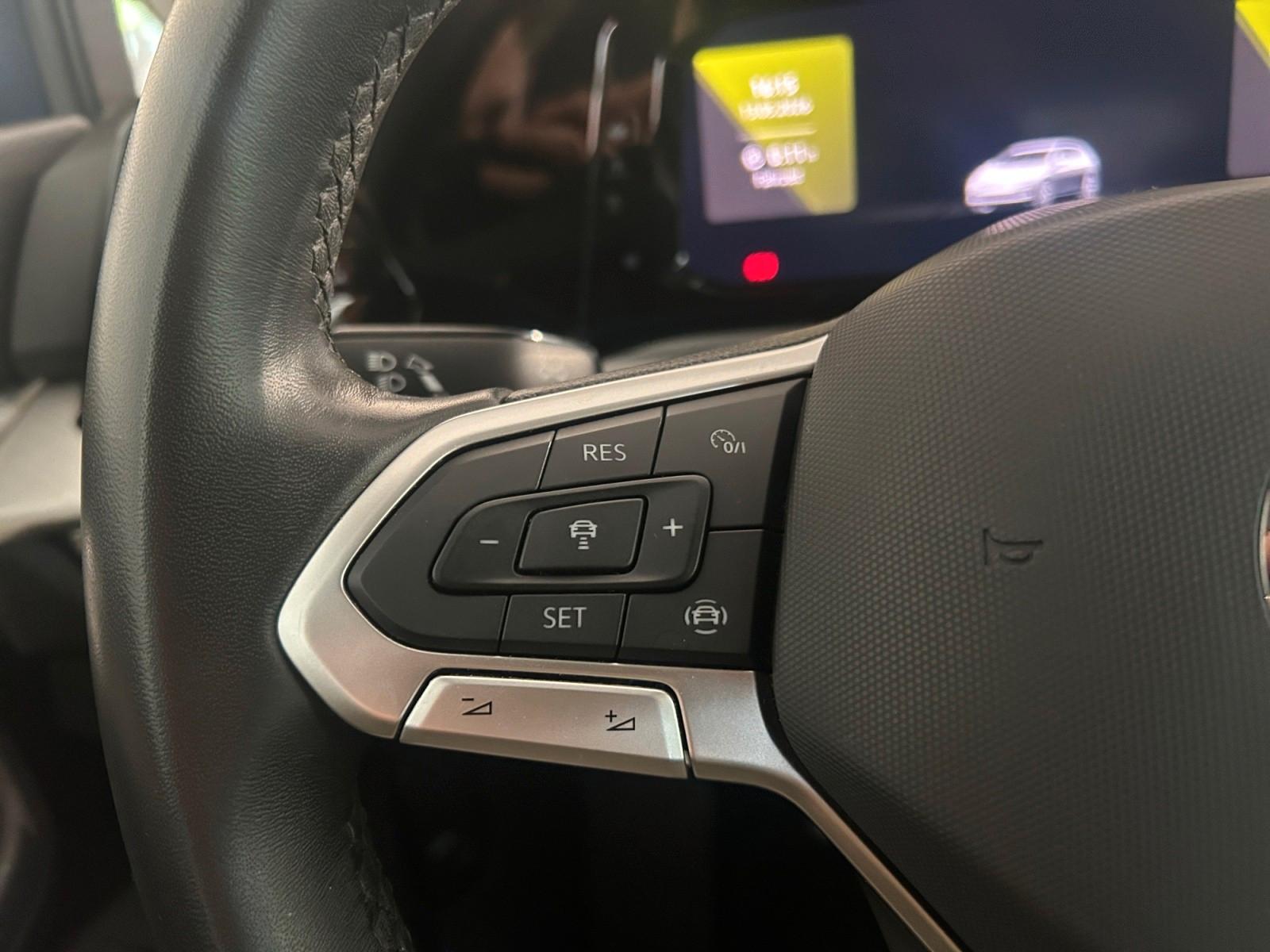 Volkswagen Golf VIII Lim. 1.0 Life SHZ ACC APP LED VIRTUAL, миниатюра 14