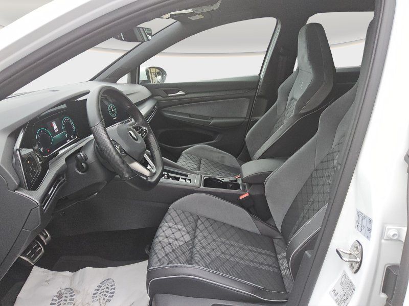 Fahrzeugabbildung Volkswagen Golf VIII Var. 2.0 TDI R-Line DSG  AHK+ACC+NAVI+