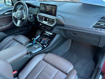 BMW iX3 M SPORT Gestiksteuerung Head-Up HK HiFi DAB