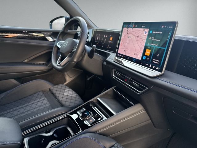 Tiguan 2.0 TDI DSG R-LINE AHK+NAVI.+ACC+HEAD-UP+