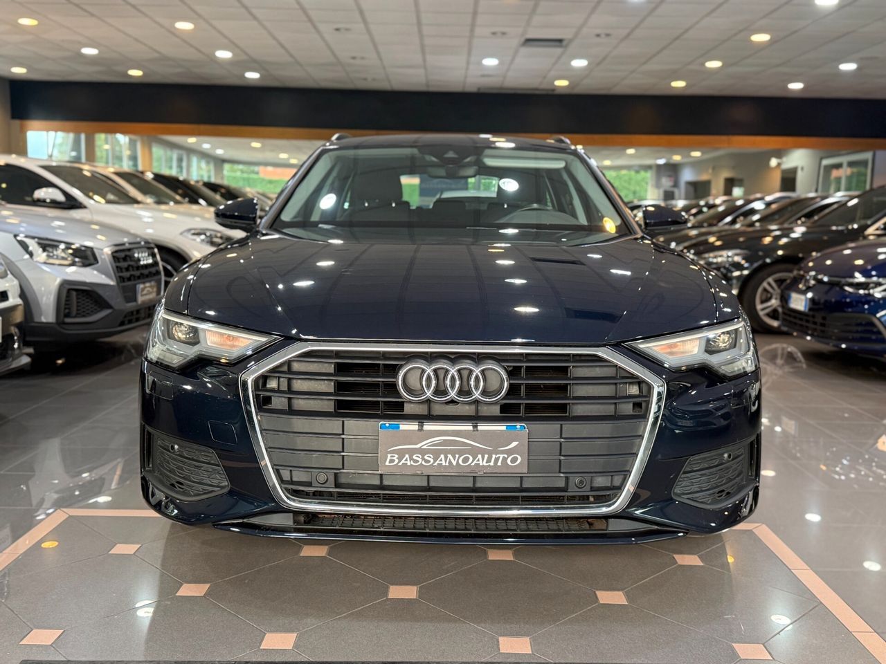 Audi A6 Avant 40 2.0 TDI S tronic Business Sport imagem 2
