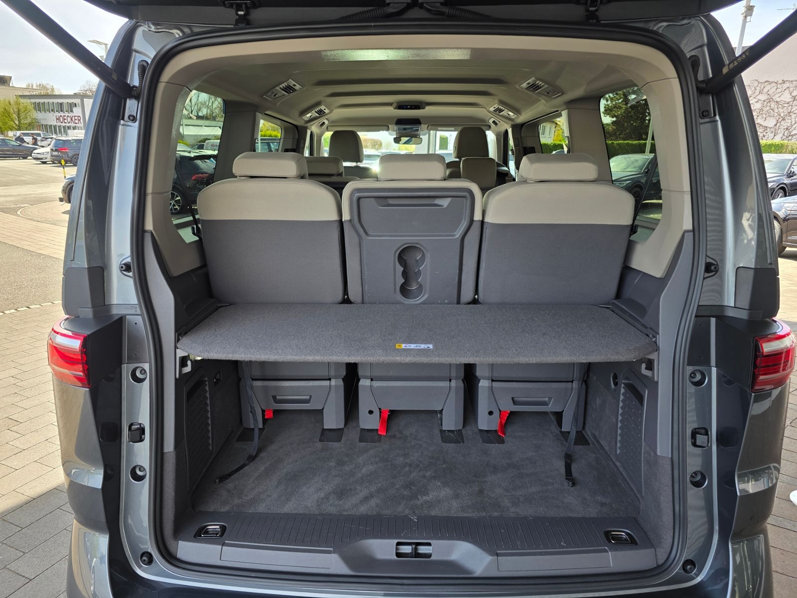 Volkswagen T7 Multivan - Bild 6