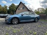 Volkswagen Passat Lim. Highline BMT/Start-Stopp DSG R-line - Volkswagen Passat: Standheizung