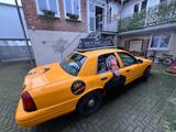 Ford Crown Taxi - Ford Crown Benziner Gebrauchtwagen