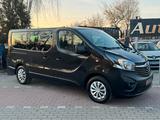 Opel Vivaro B Kombi L1H1*9Sitze*Nav*Temp*AHK* - Opel Gebrauchtwagen in Berlin
