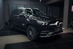 MERCEDES-BENZ GLE 450 4Matic*BURMESTER*HU*360*DISTRONIC*PANO* MERCEDES-BENZ GLE 450 4Matic*BURMESTER*HU*360*DISTRONIC*PANO*