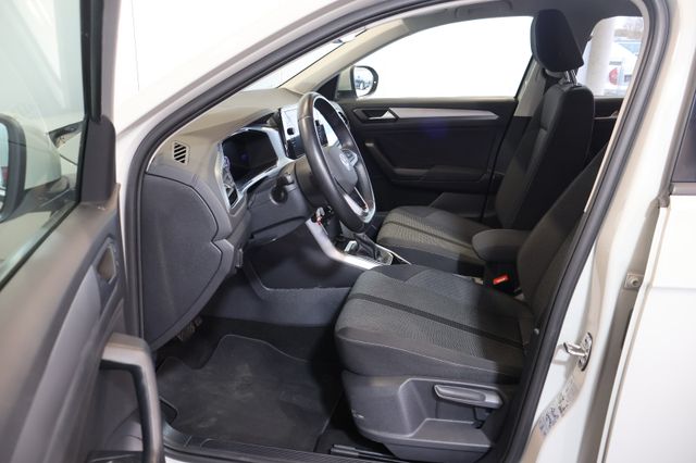 Volkswagen T-Roc 1.5 TSI DSG Life AID+NAVI+LANE+LED+17"