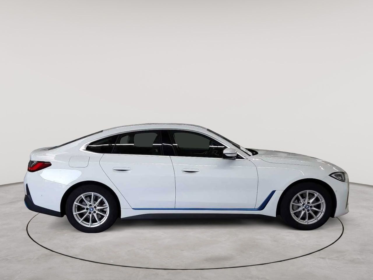 BMW i4 eDrive35 Gran Coupe Navi SHZ LED imagem 3