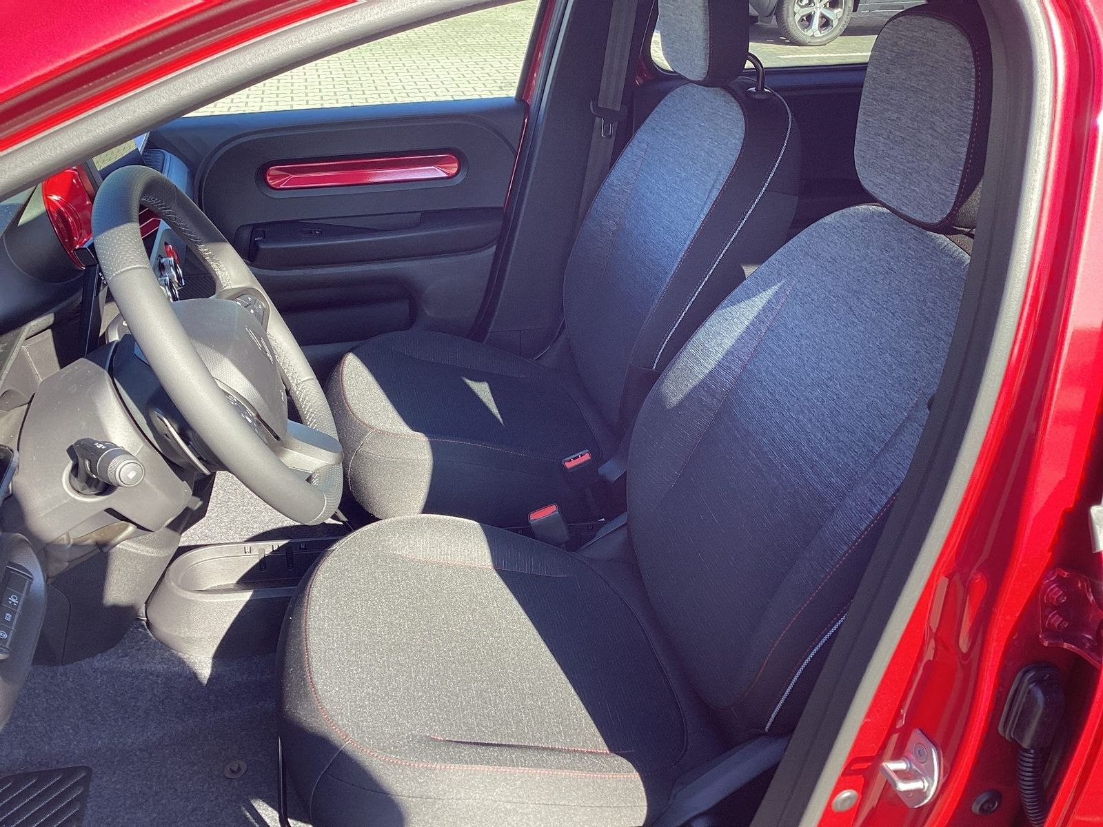 Renault Twingo - Bild 8