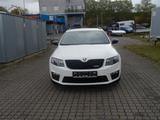 Skoda Octavia Combi RS 2.0 TDI*DSG*Navi*Xenon*PDC*AHK - Skoda Octavia: RS TDI Dsg