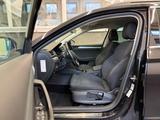 Skoda Superb Combi 5 J. Garantie BI-XENON NAVI AHK - Skoda Superb: B