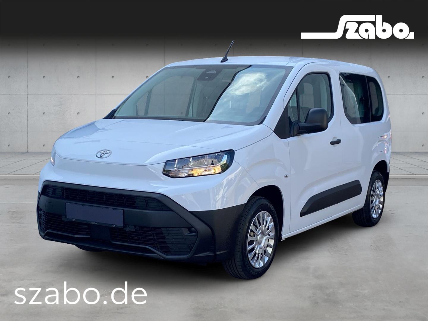 Toyota Proace City Verso Flow L1 1,2-P 110 MT DAB Fernl