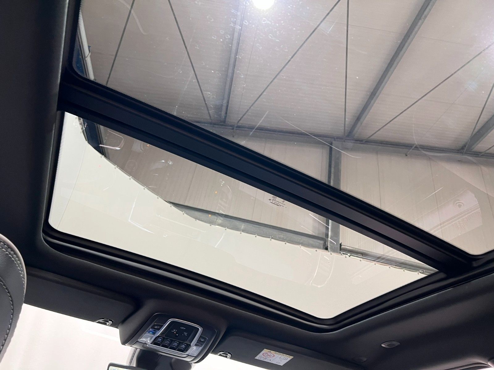 Fahrzeugabbildung Dodge RAM 1500 Laramie Night Premium RTR Umbau
