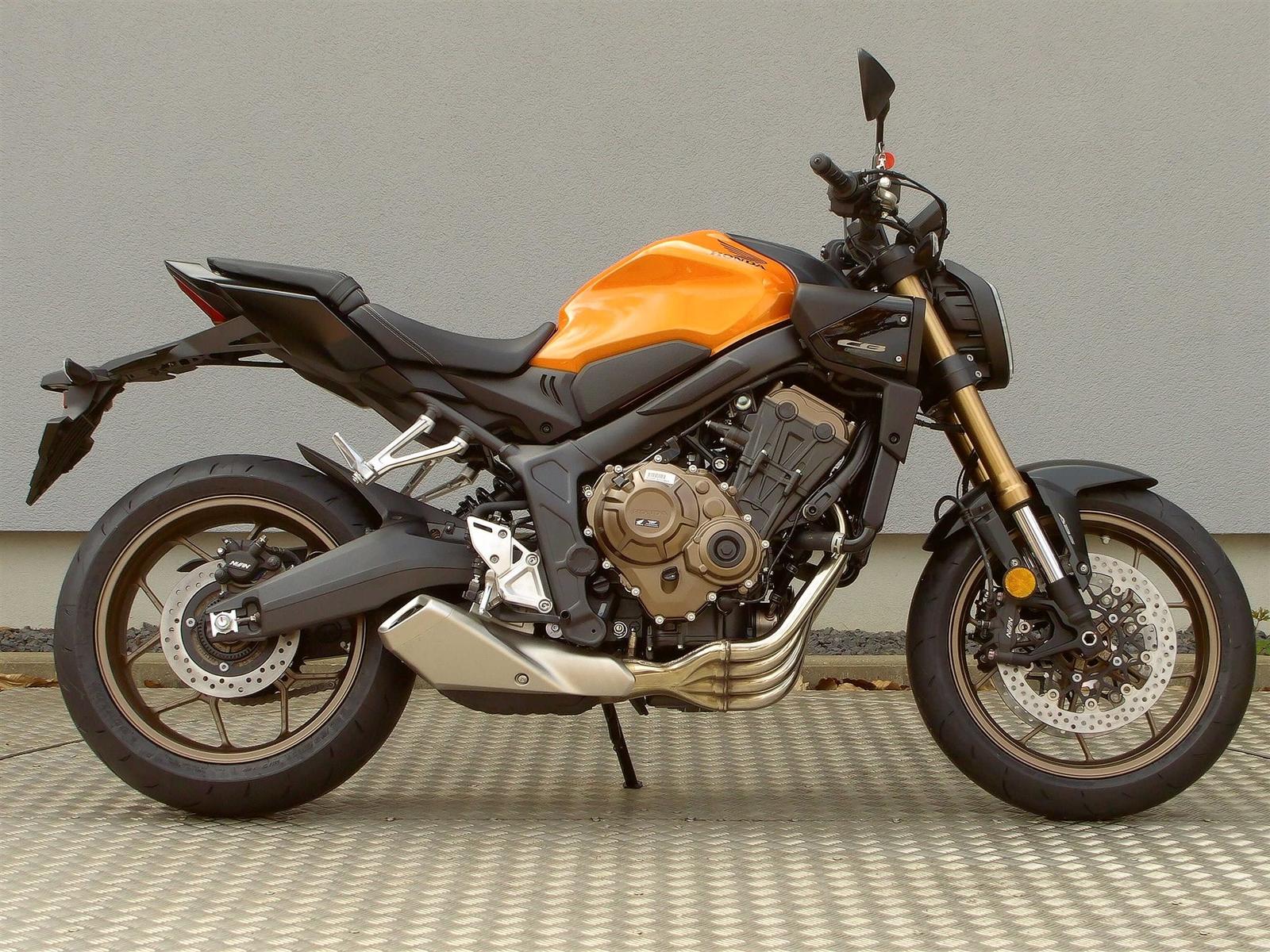 Honda CB650R MJ 2026