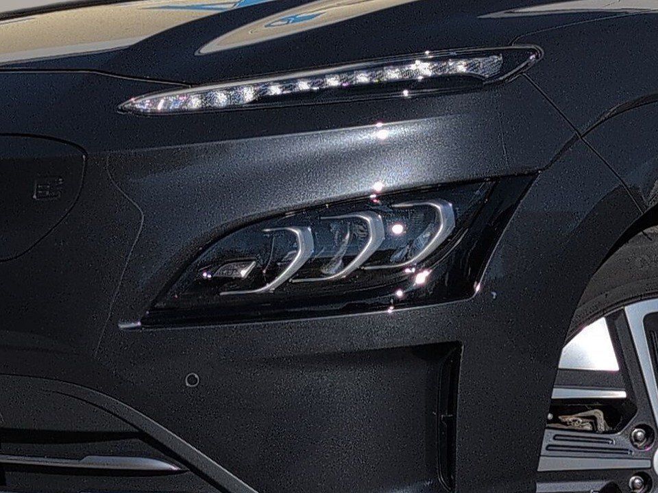 Fahrzeugabbildung Hyundai KONA EV 64kWh 484KM-RANGE PLUS-P GARANTIE10/28++