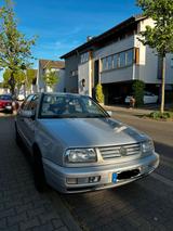 Volkswagen Vento - Volkswagen Vento Benziner Gebrauchtwagen