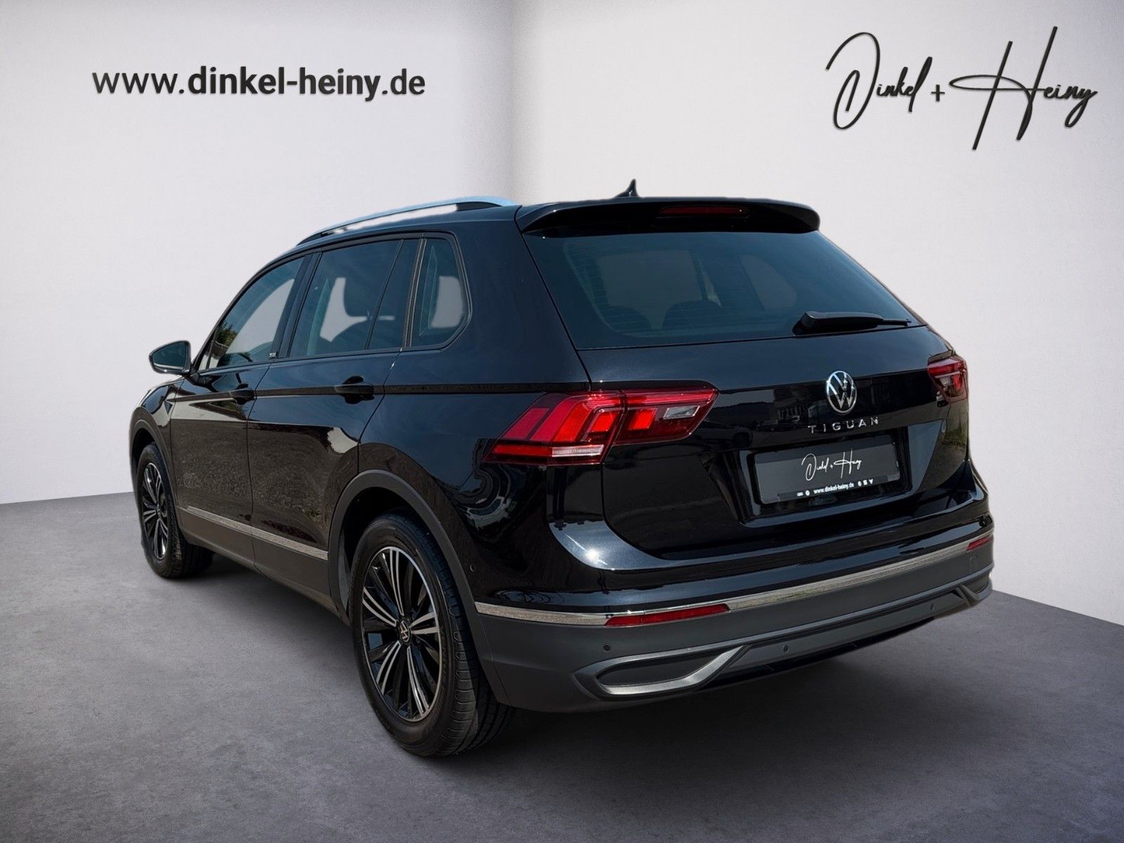 Fahrzeugabbildung Volkswagen Tiguan Life ACTIVE 1.5 TSI