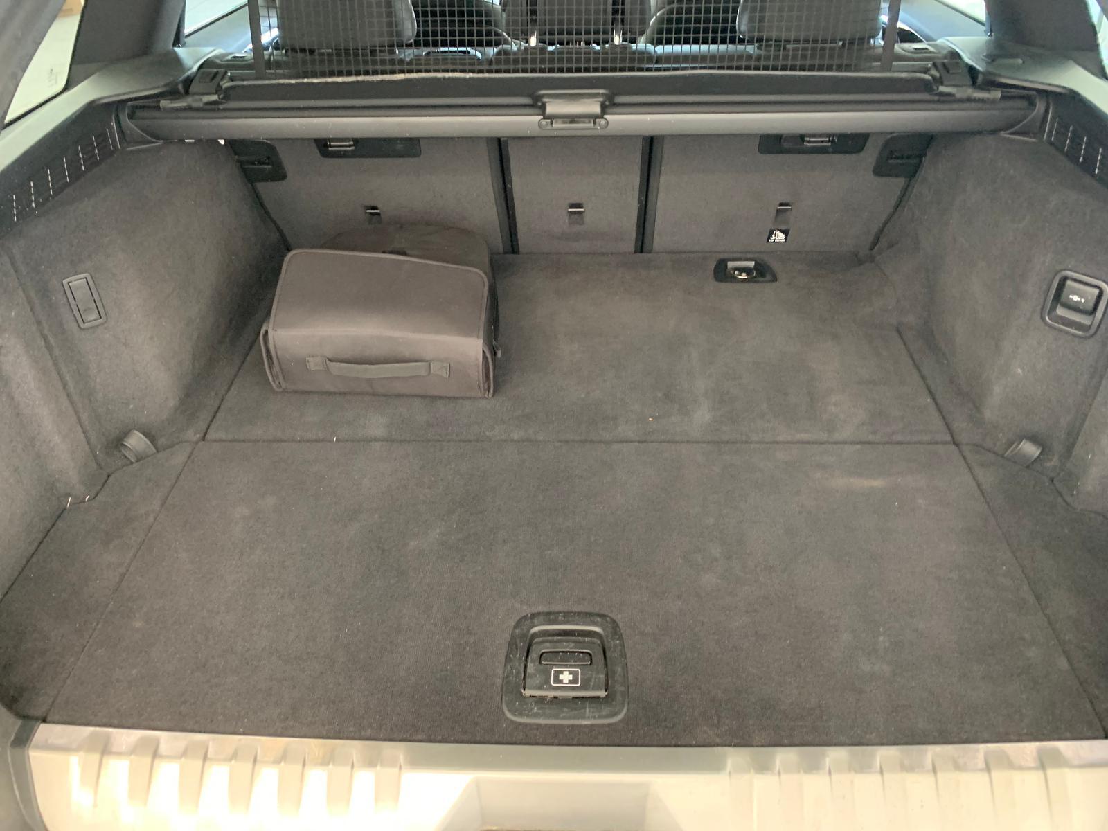 BMW 530e T COCKP-PRO/LED+/HEAD-UP/ACC/LEDER/KAM