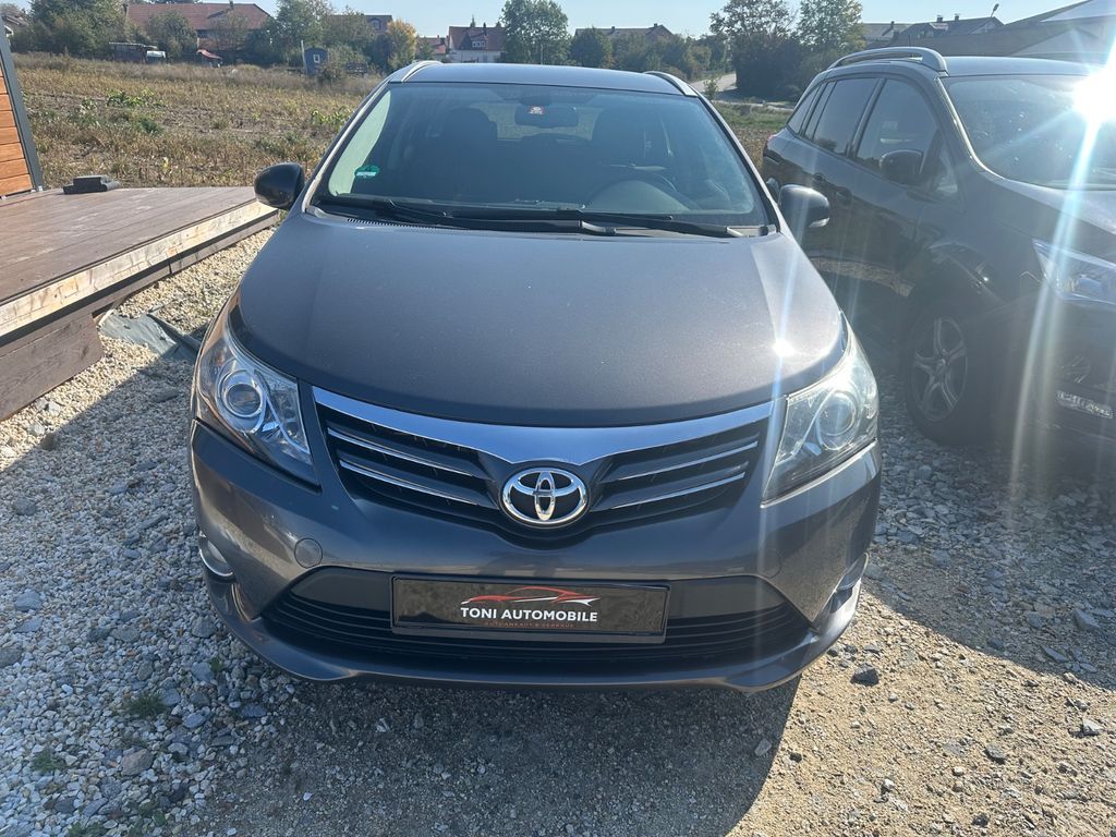 Angebot ansehen Toyota Avensis