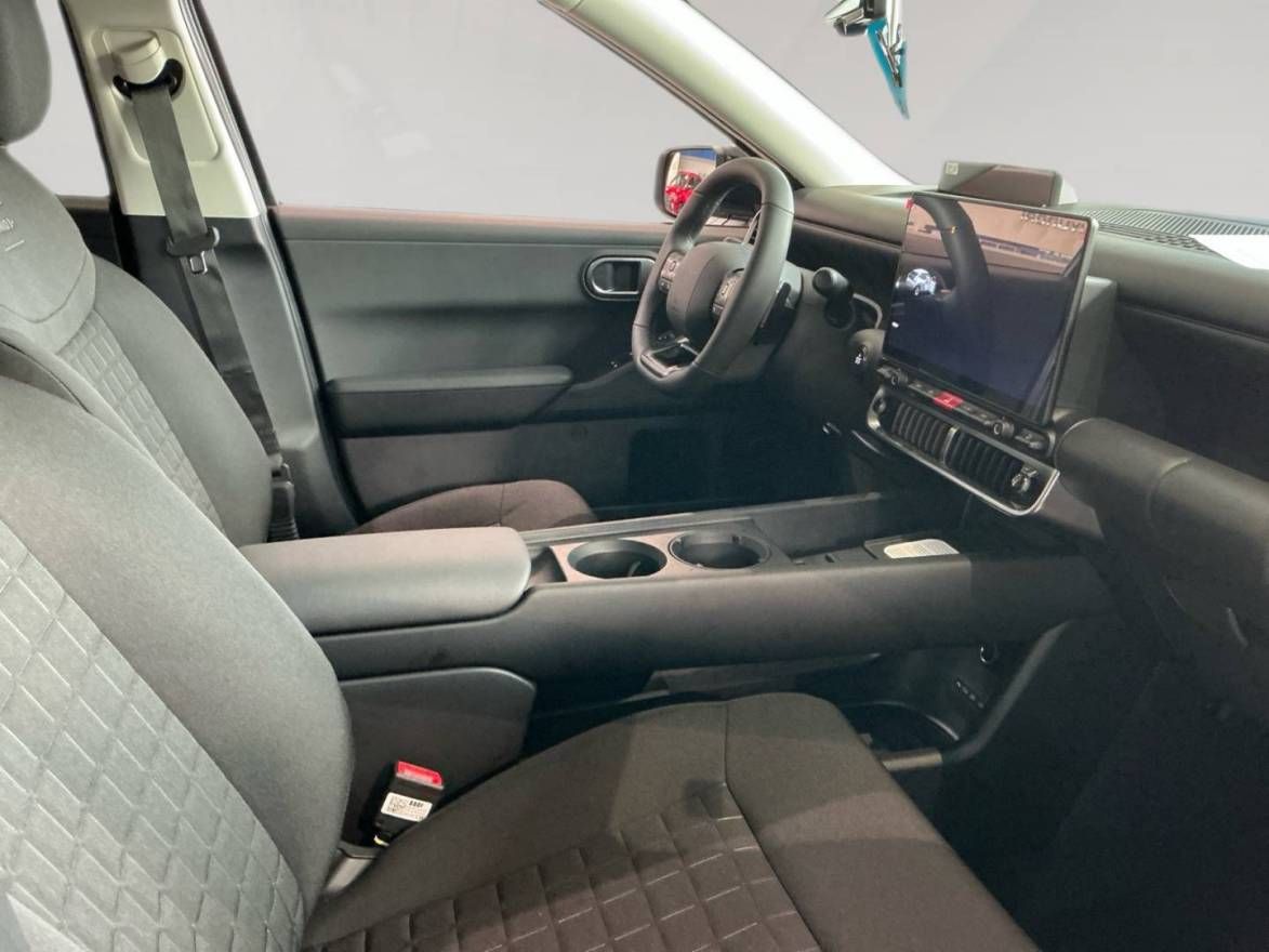 Fahrzeugabbildung Hyundai IONIQ 3 (MY27) 61 kWh (135 PS) Trend Elektro Kom
