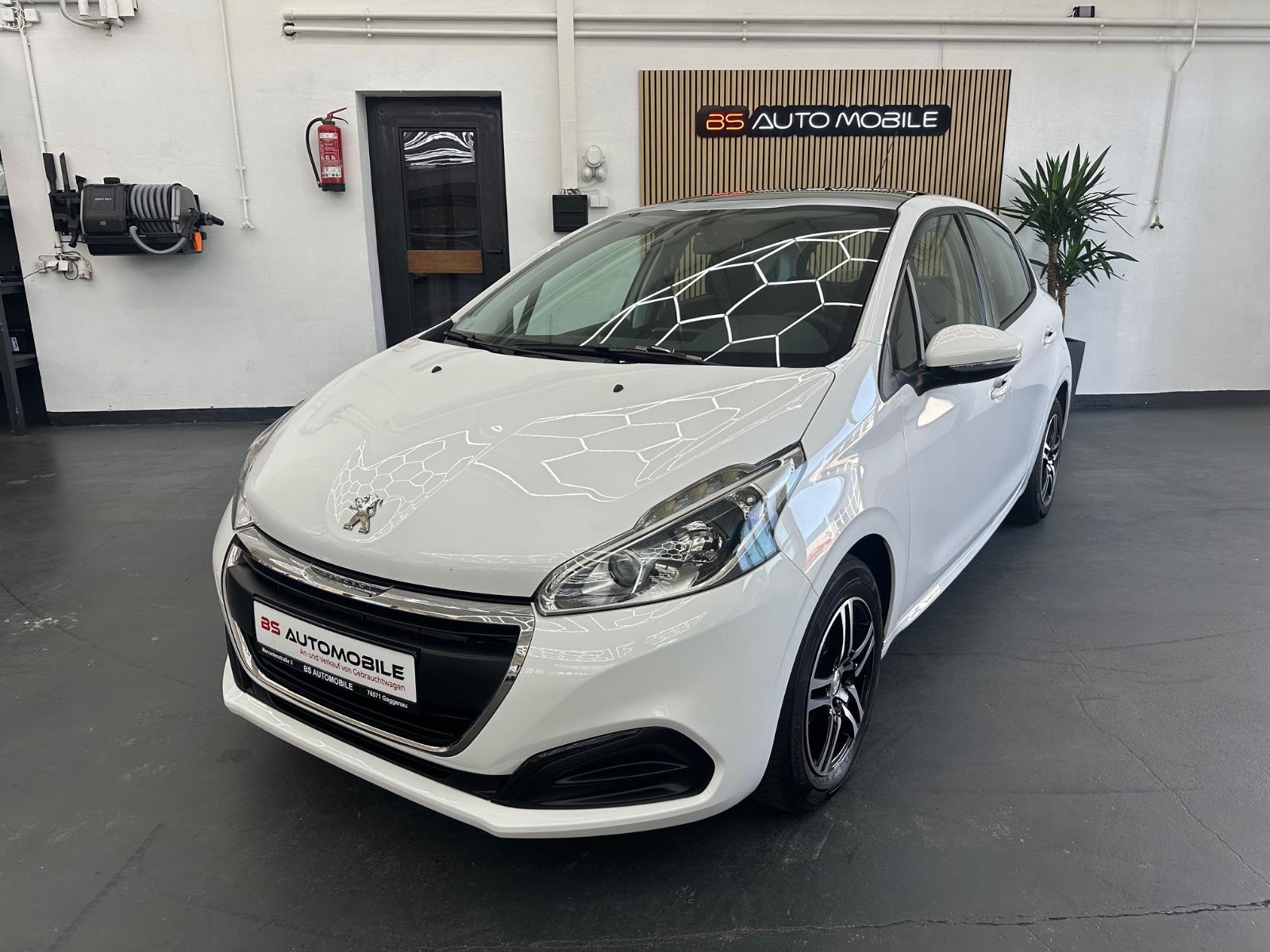 Peugeot 208 Active 1.2 Ltr **70tkm** Panorama-Dach