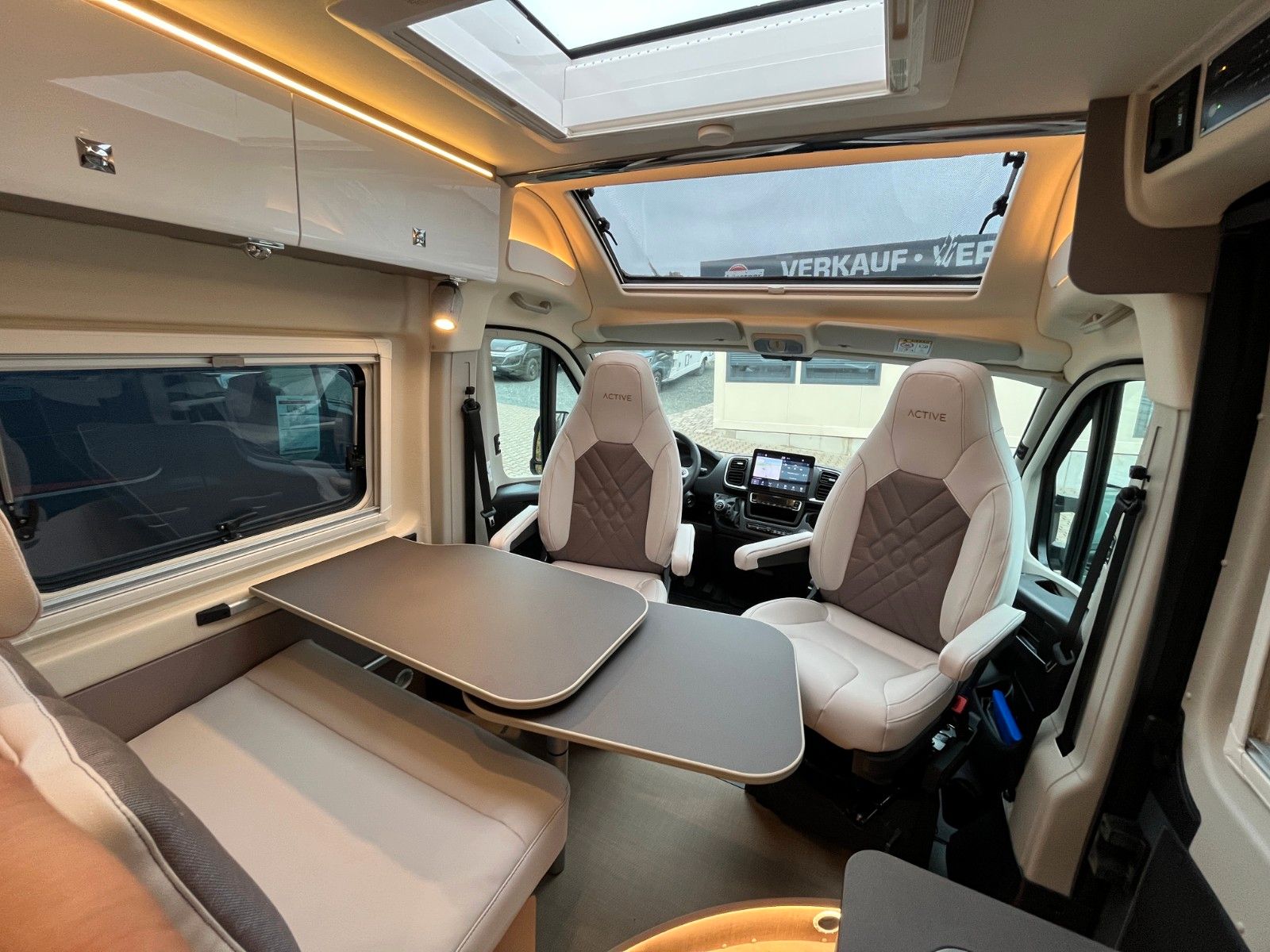 Fahrzeugabbildung Bürstner Eliseo C 602