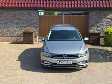 Volkswagen Passat Variant - 2