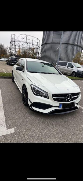 Image of Mercedes-Benz CLA 220 Shooting Brake