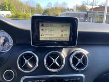Fahrzeugabbildung Mercedes-Benz A 200 CDI Urban BlueEfficiency*Tempomat*Bi-Xenon