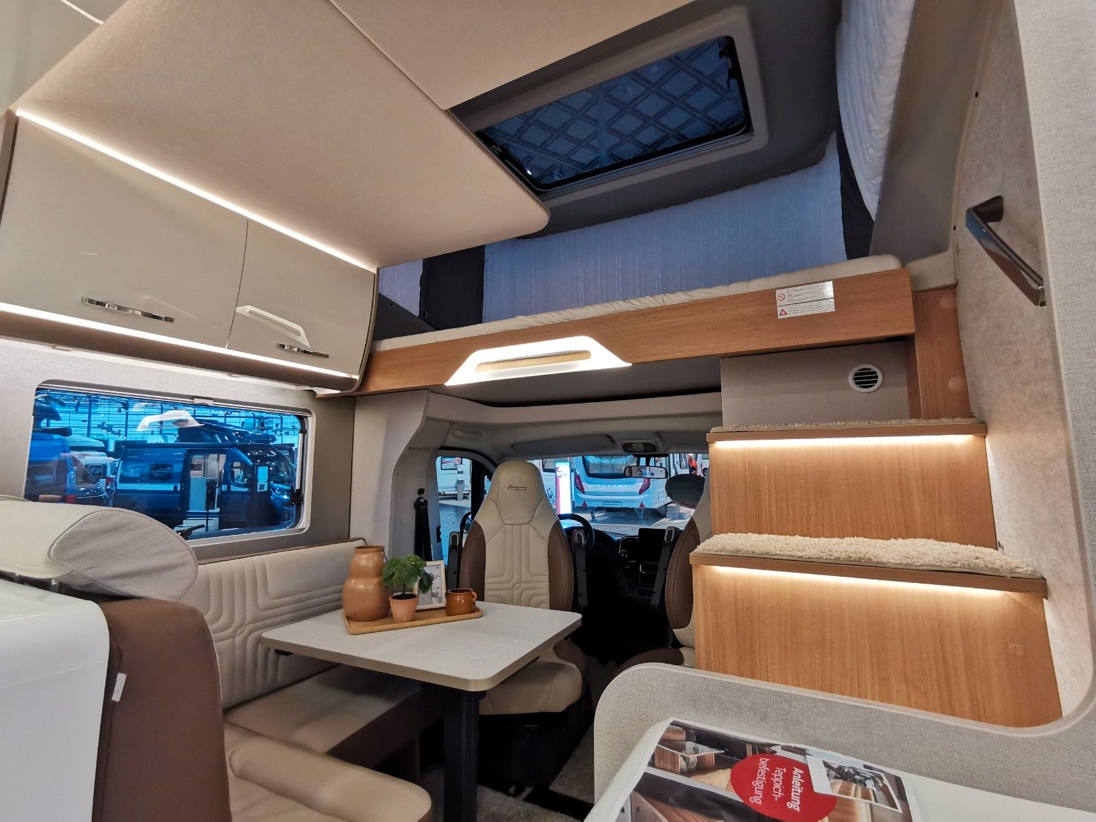 Fahrzeugabbildung Bürstner Lyseo Gallery TD 689 G SPAREN SIE € 62.159!