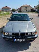 BMW 750i E32 V12