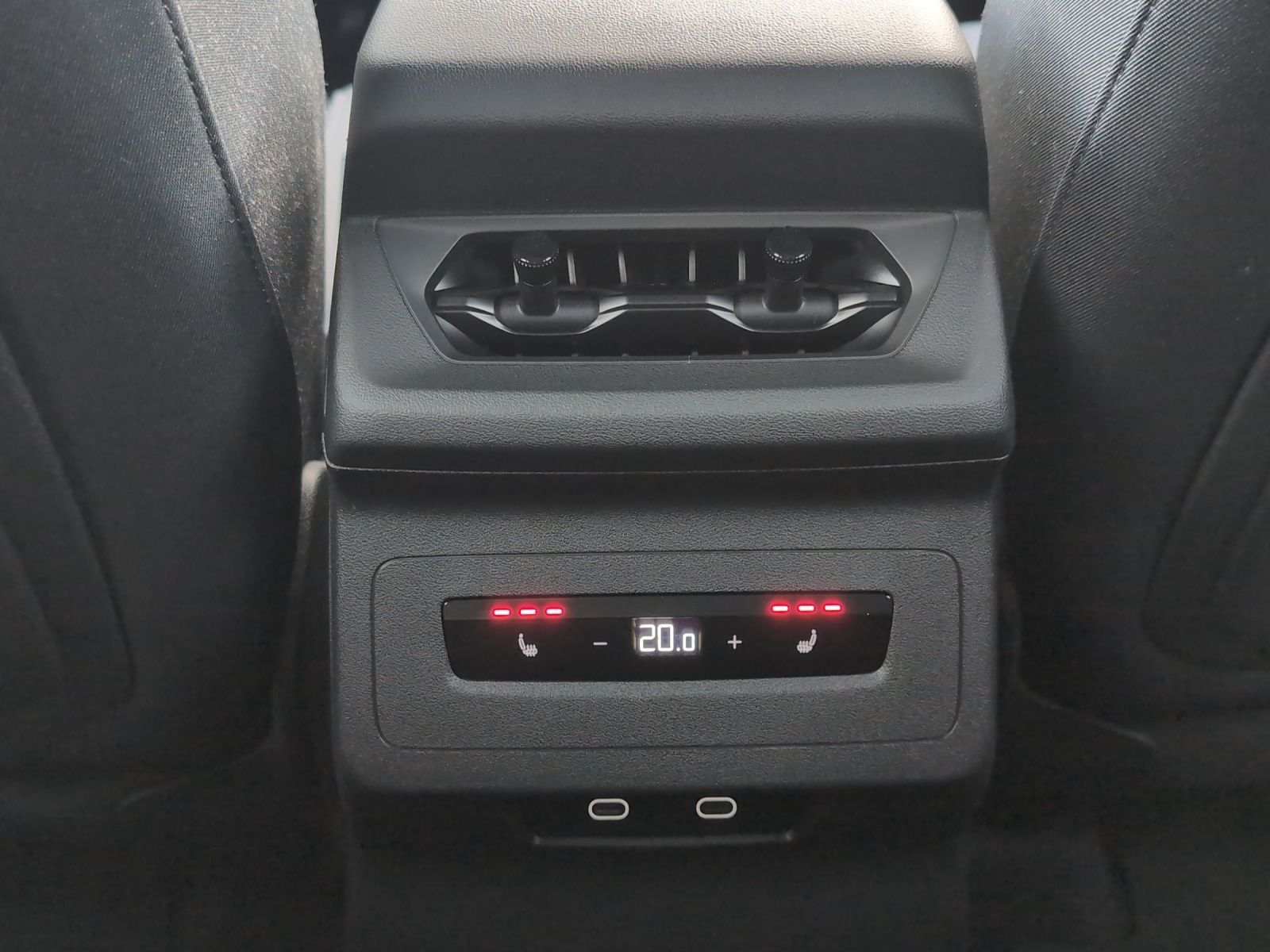 Audi Q6 e-tron - Bild 21