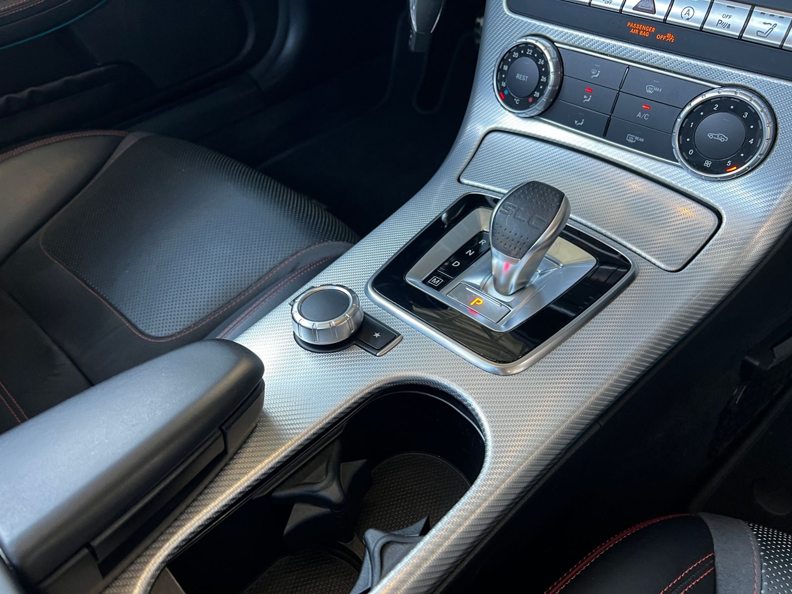 Fahrzeugabbildung Mercedes-Benz SLC 300 AMG H/K LED NAVI