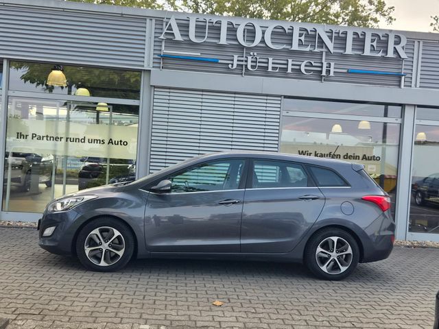 HYUNDAI i30 cw blue - Bild 6