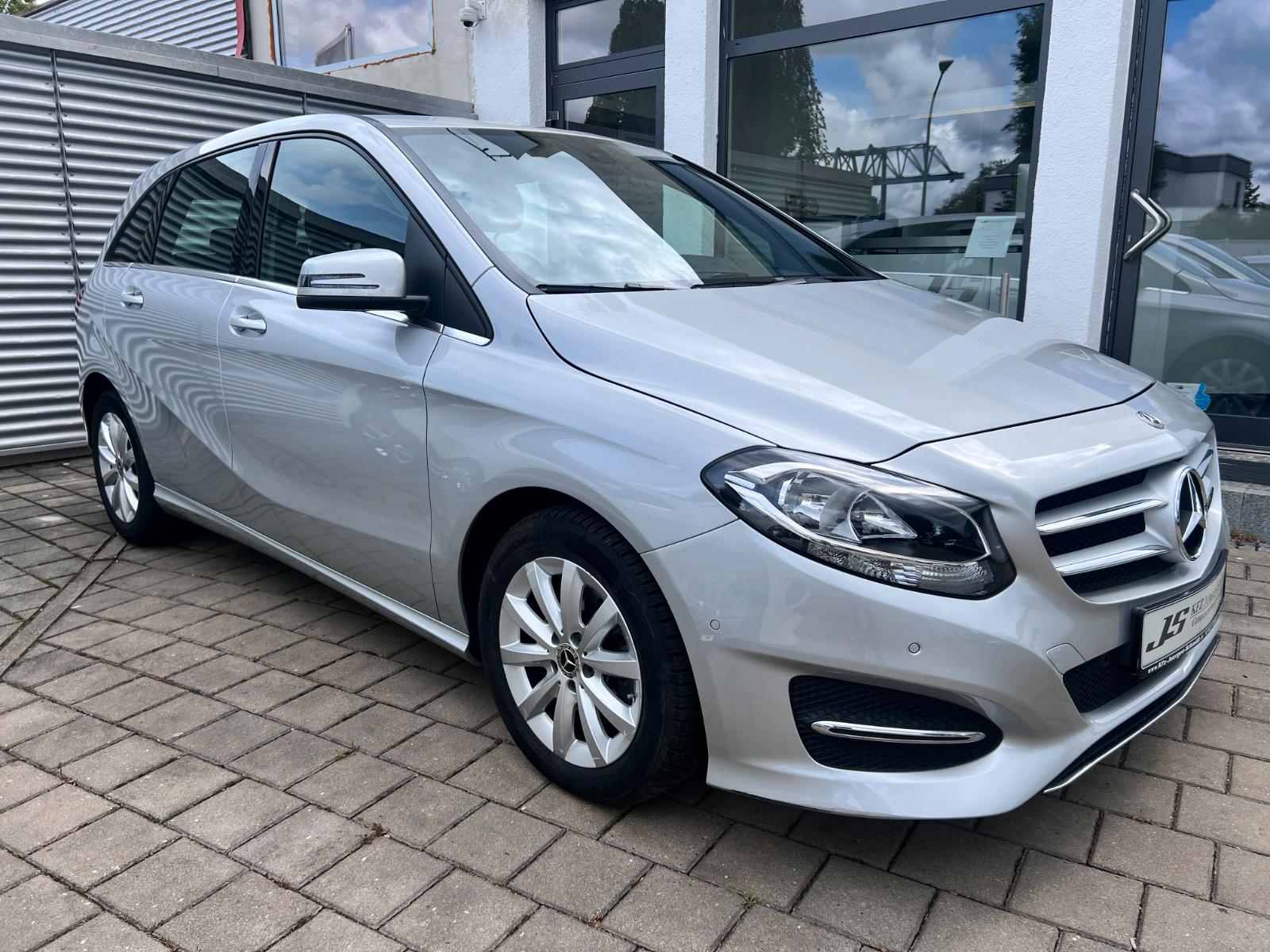 Mercedes-Benz B 180 Style Business 30000 KM Parktronic NAVI