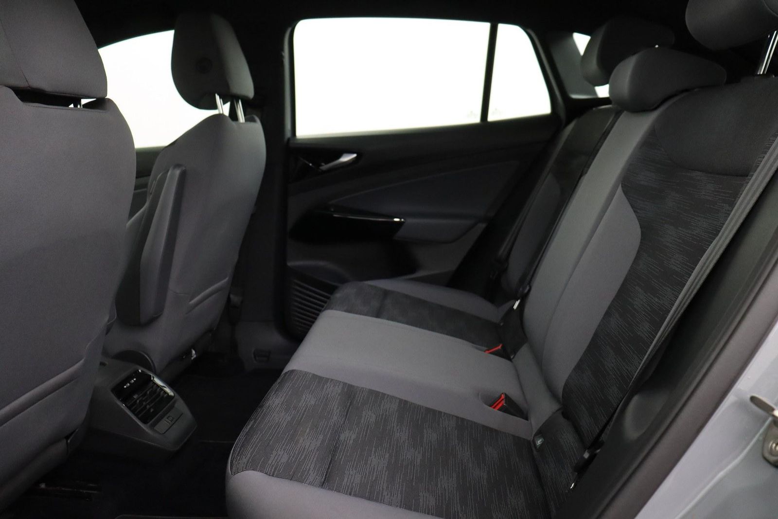 Volkswagen ID.4 Pure Performance|ACC|Keyless|Spur|Ambiente| imagem 3